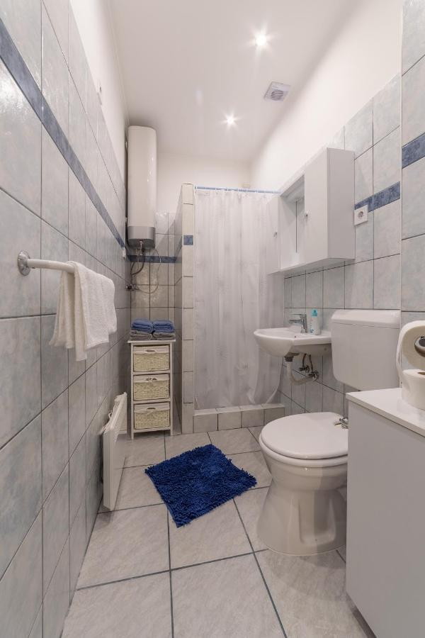 Lovely 1 Bedroom Flat With Central Location บูดาเปสต์ ภายนอก รูปภาพ
